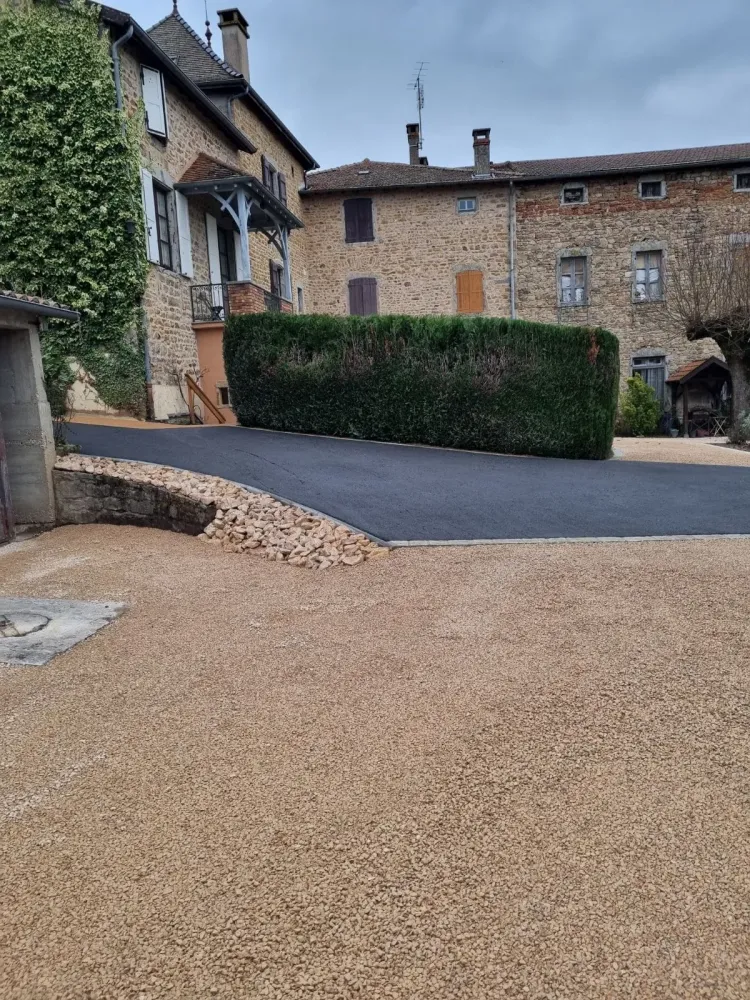 Aménagement de Cours à Trambly
